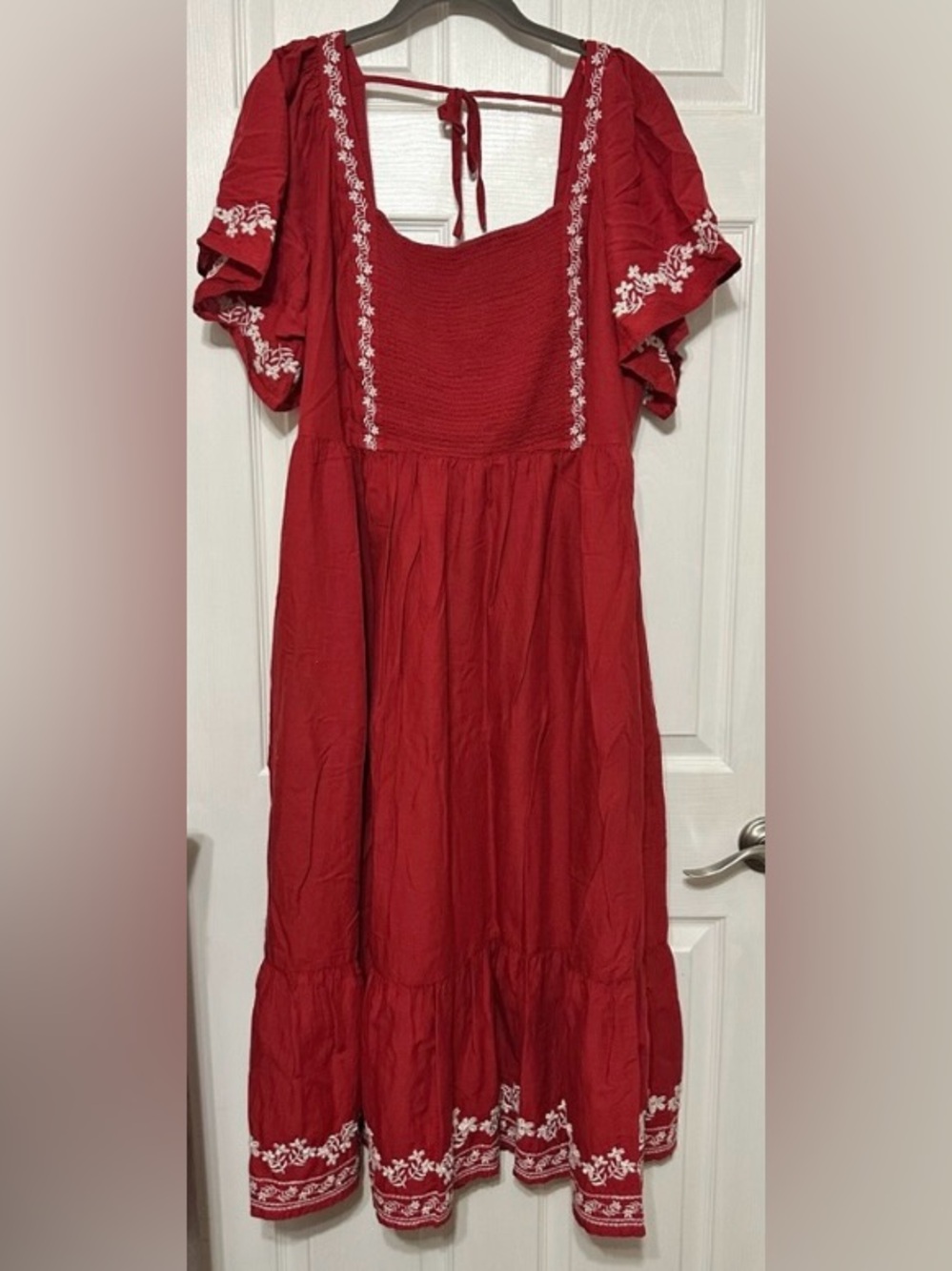 Old Navy embroidered red white flutter sleeve maxi dress